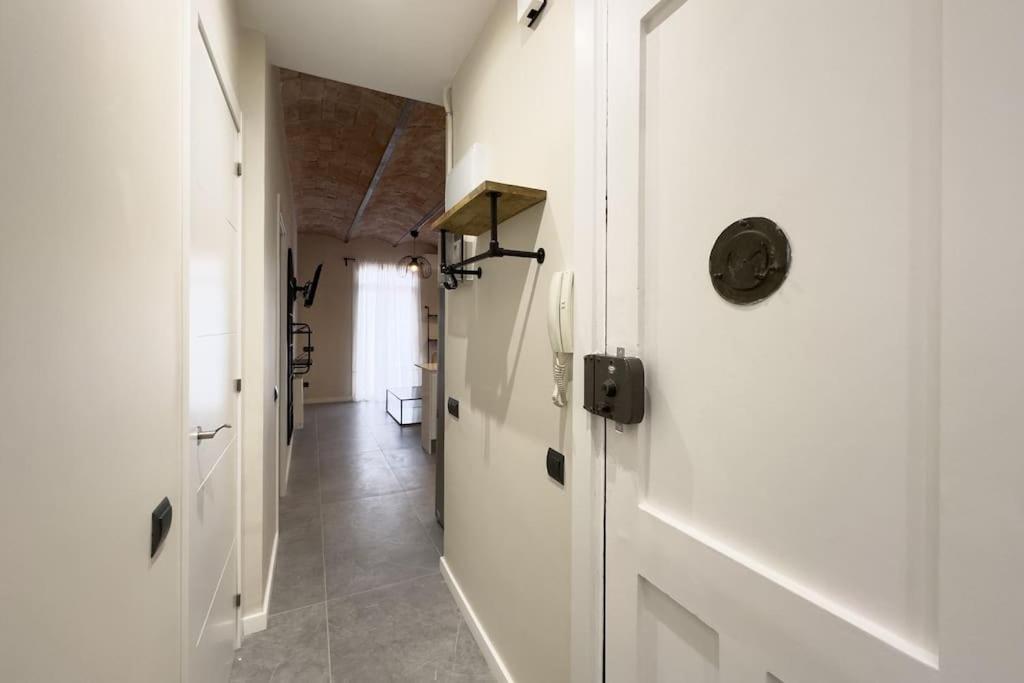 Bebarceloner Sants Apartments - 2 Bedrooms المظهر الخارجي الصورة